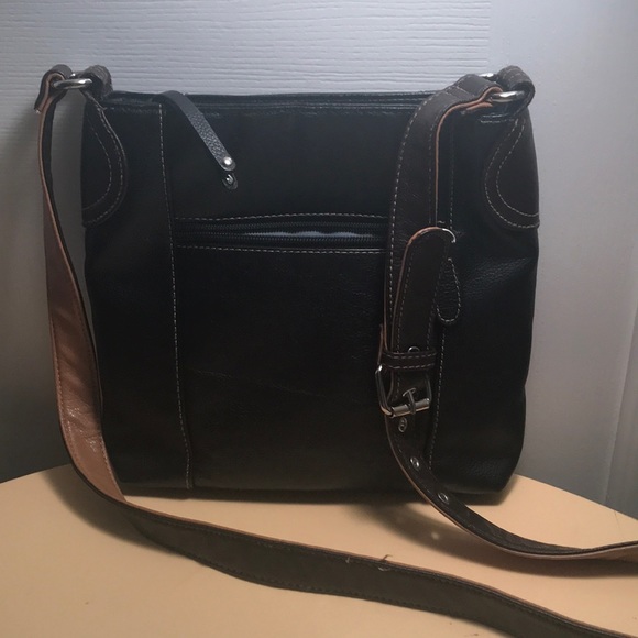 STONE & CO BLACK LEATHER CROSSBODY - Picture 6 of 8